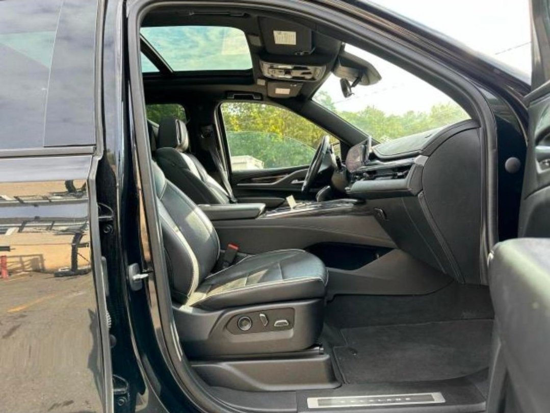 2021 Cadillac Escalade image 8