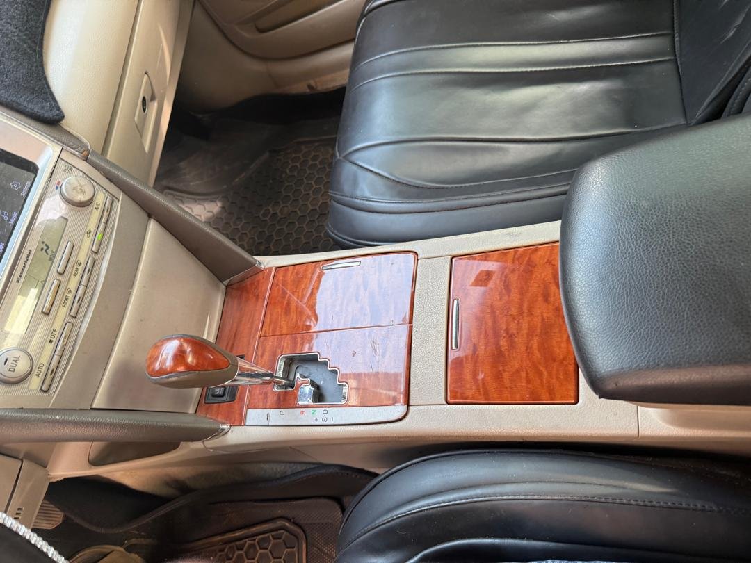 Nigeria Used Toyota Camry image 5