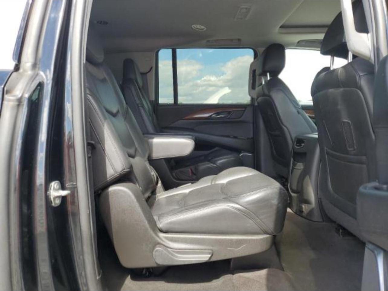 2020 Cadillac Escalade ESV image 7