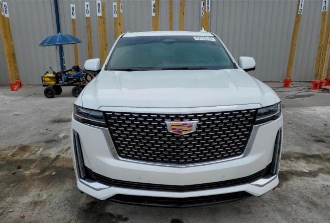 Cadillac Escalade IQ