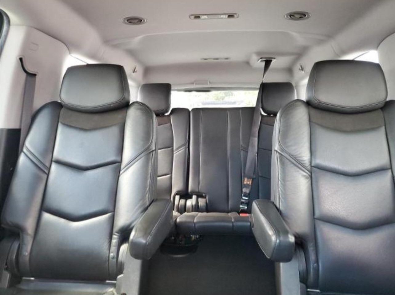 2020 Cadillac Escalade ESV image 8