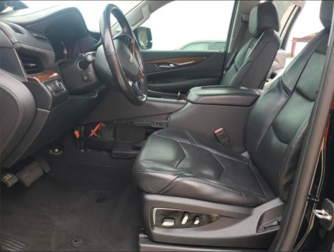 19/20 Cadillac Escalade image 8