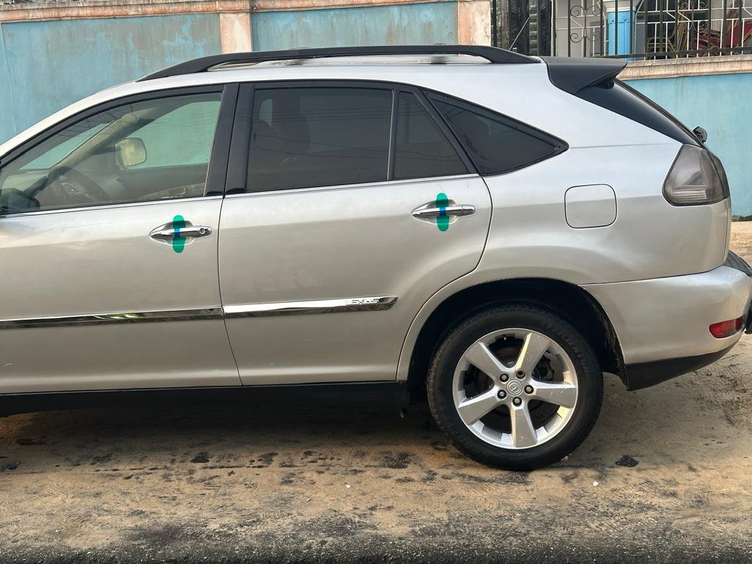 2006 Lexus RX 330 image 9