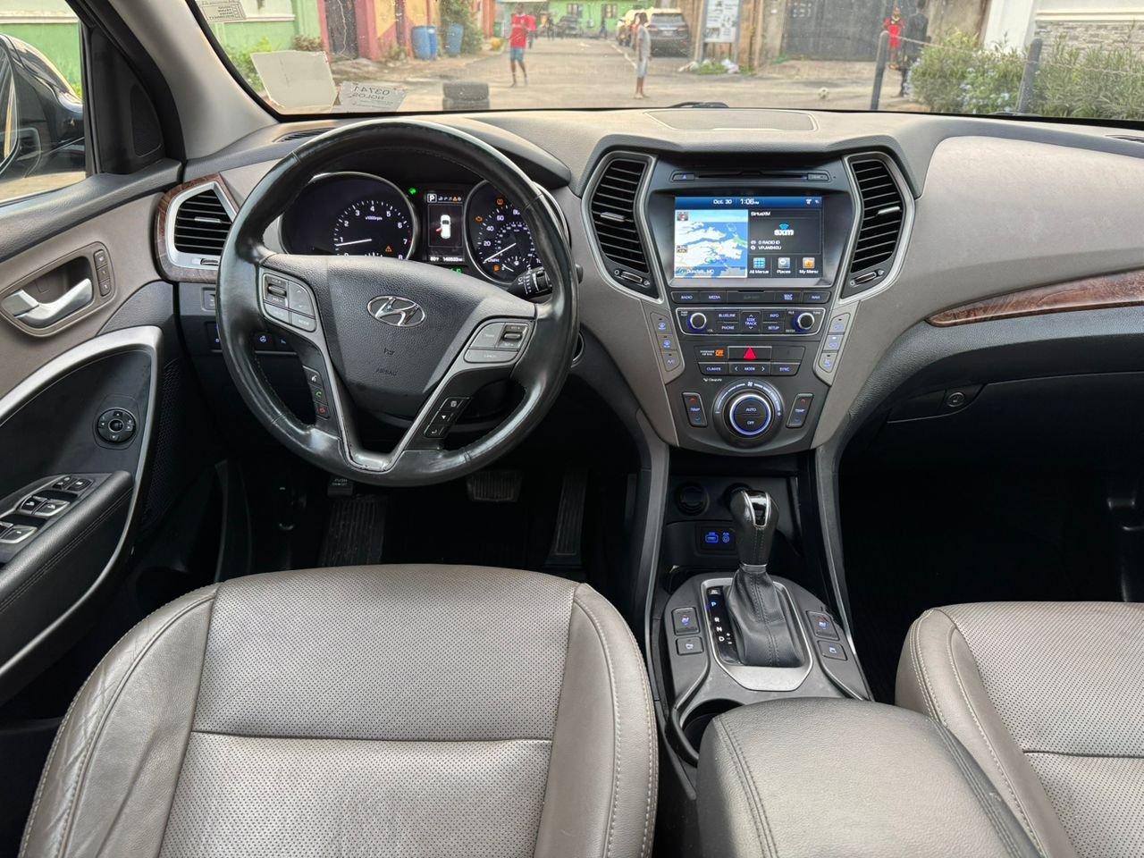 2017 Hyundai Santa Fe unlimited image 6