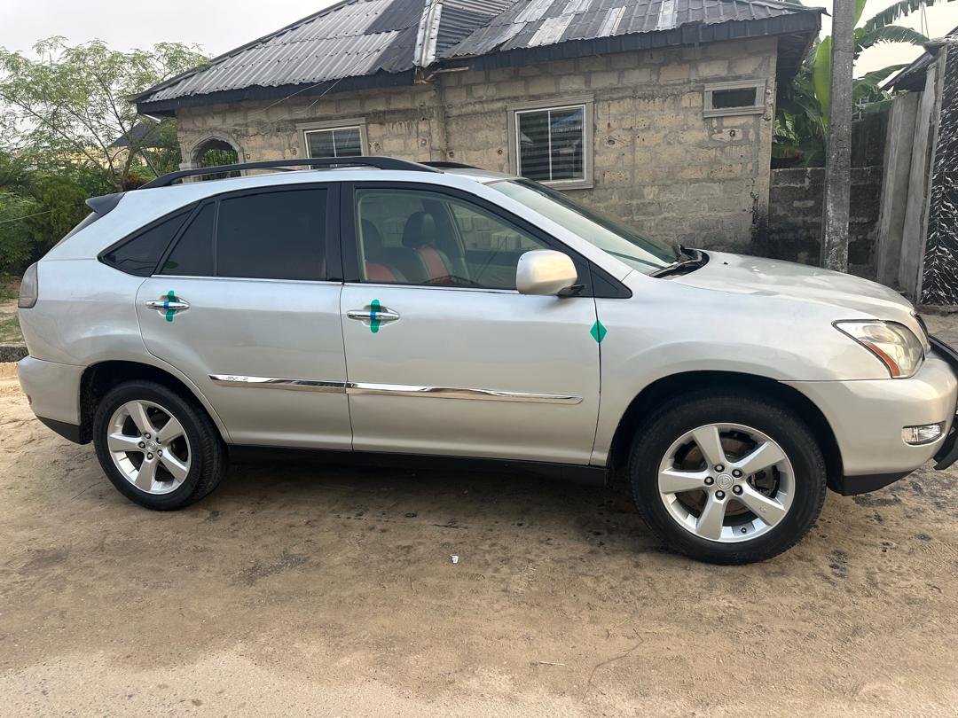 Lexus RX330