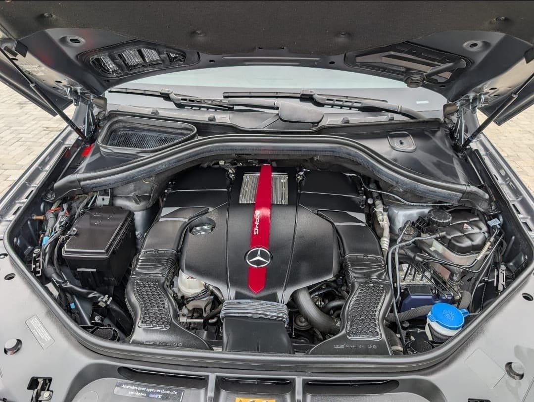 Mercedez Benz AMG GLE43 4MATIC image 3