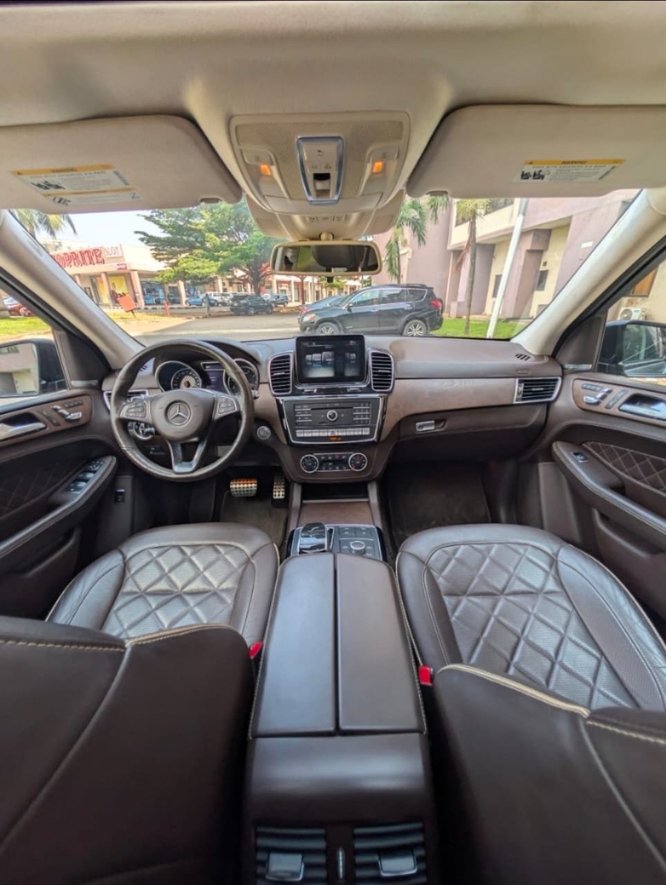 Mercedez Benz AMG GLE43 4MATIC image 2