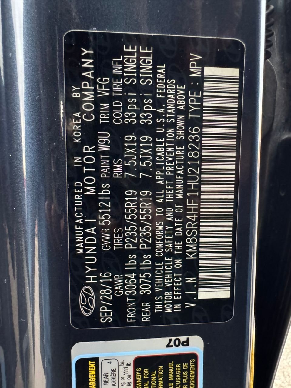 2017 Hyundai Santa Fe unlimited image 3