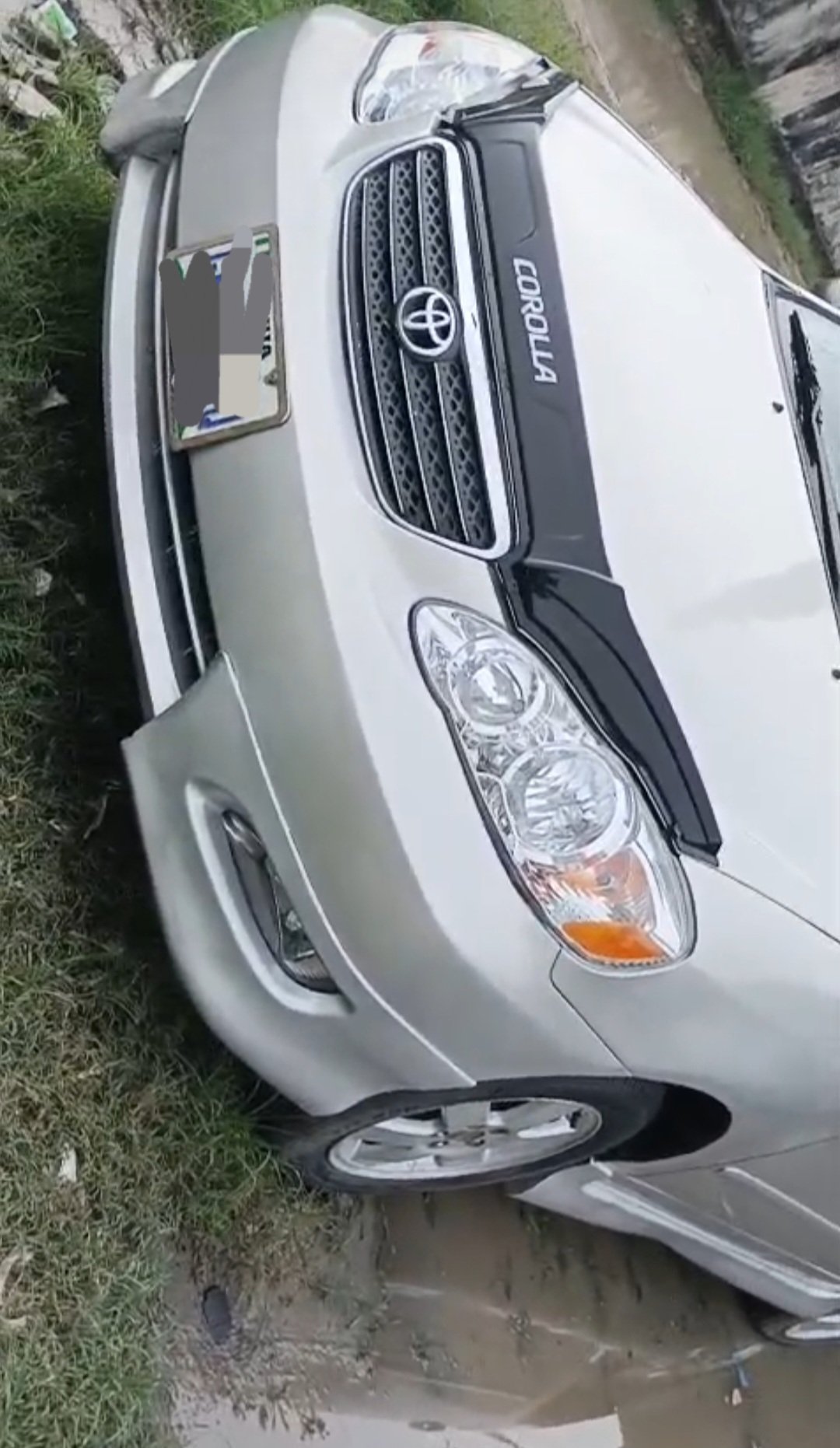 2004 Toyota Corolla — photo 4