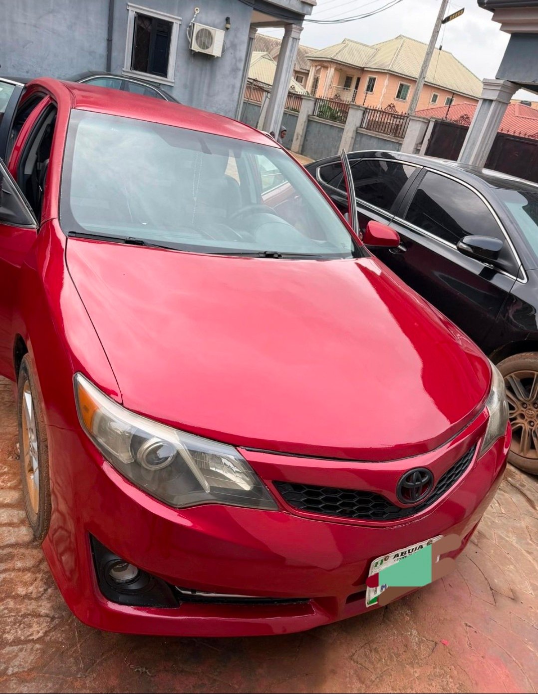 2012 Toyota Camry — photo 1